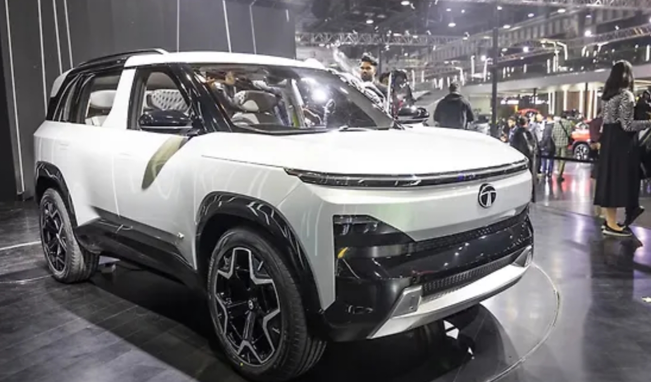 Tata motors ने बहुप्रतीक्षित Tata Sierra 2025 को India में lunch