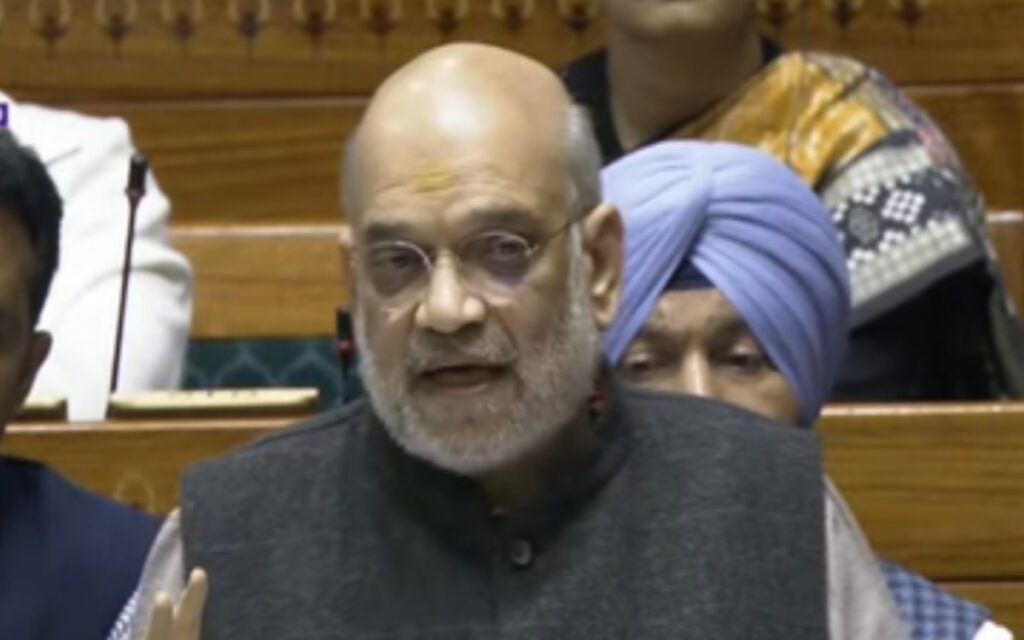 Nehru फिर Indira .और Sonia’: Amit Shah ने Congress पर लगाए Vote Chori