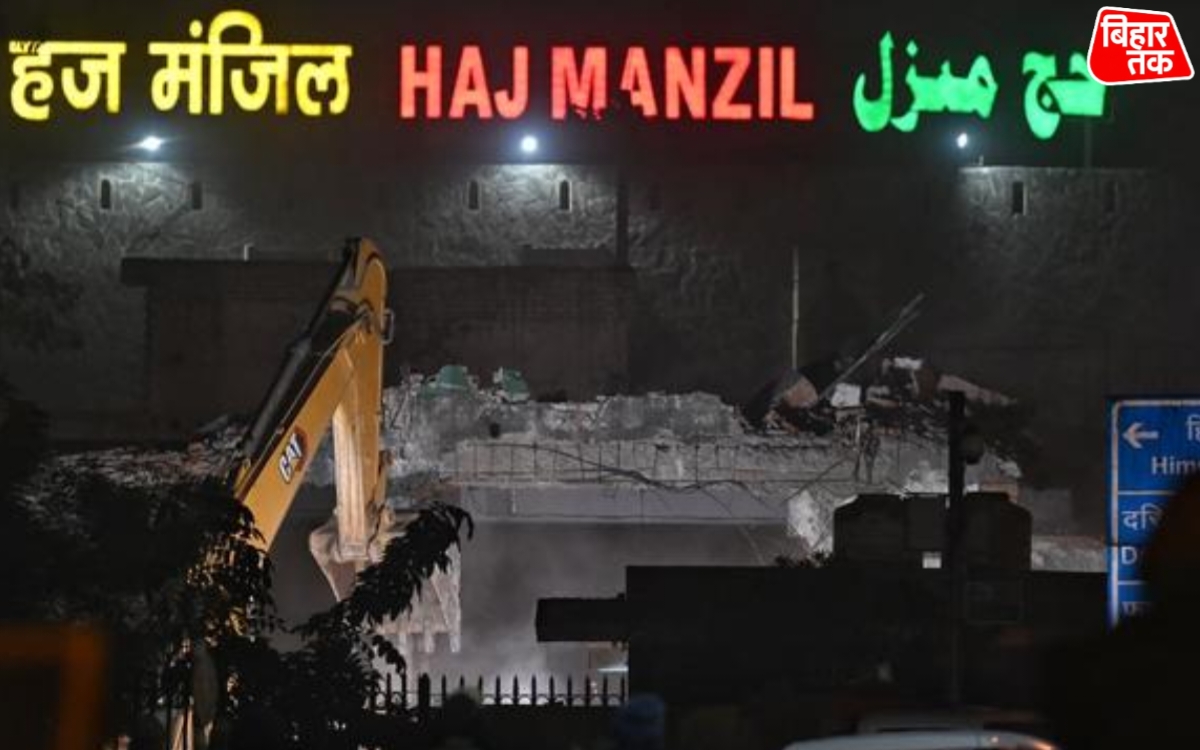 Delhi में अतिक्रमण हटाने के दौरान हिंसा 5 Police कर्मी घायल