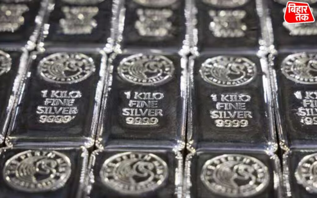 Silver की price में बड़ी गिरावट Record हाई से करीब ₹14,000 फिसली क्या सफेद धातु का शिखर बन चुका है