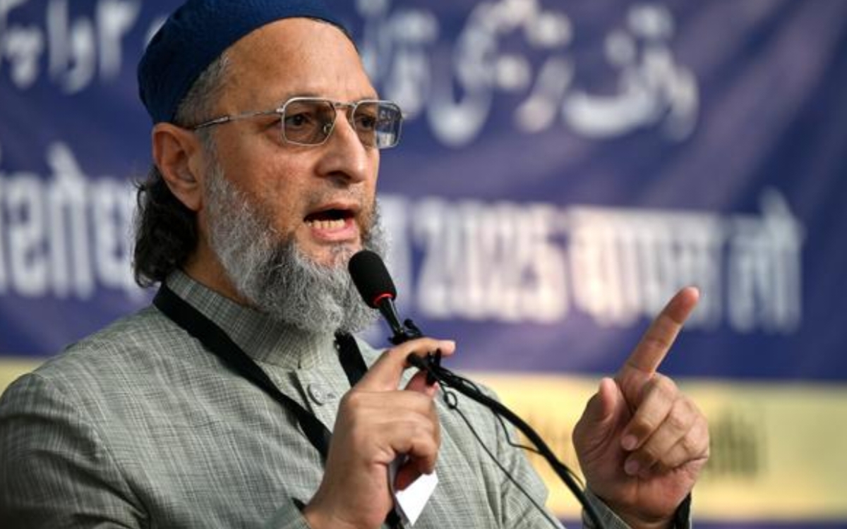 Bharat में एक दिन हिजाब पहनने वाली महिला बनेगी Pradhanmantri Owaisi