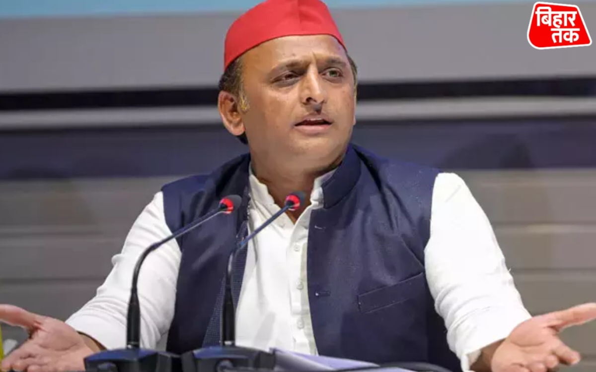Akhilesh yadav का Uttar Pradesh सरकार पर गंभीर आरोप बोले सपा जीते बूथों को निशाना बनाने के लिए SIR का दुरुपयोग BJP ने किया पलटवार