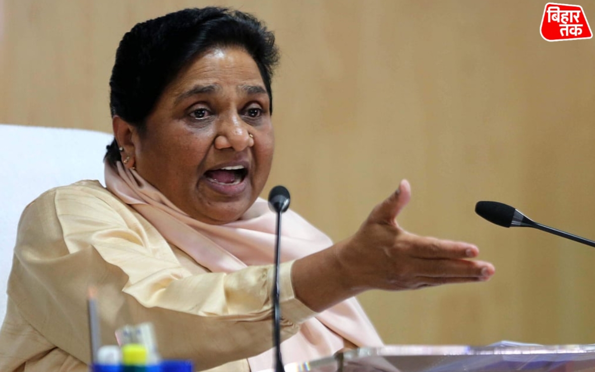 2027 यूपी चुनाव: मायावती ने गठबंधन की अटकलें खारिज कीं BSP अकेले मैदान में उतरेगी