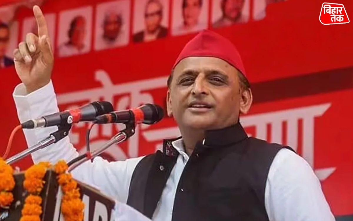 योगी के विदेश दौरे के बीच अखिलेश यादव का बड़ा सियासी दांव BJP नेताओं को दोहराया ऑफर 100 विधायक लेकर आइए मुख्यमंत्री बन जाइए